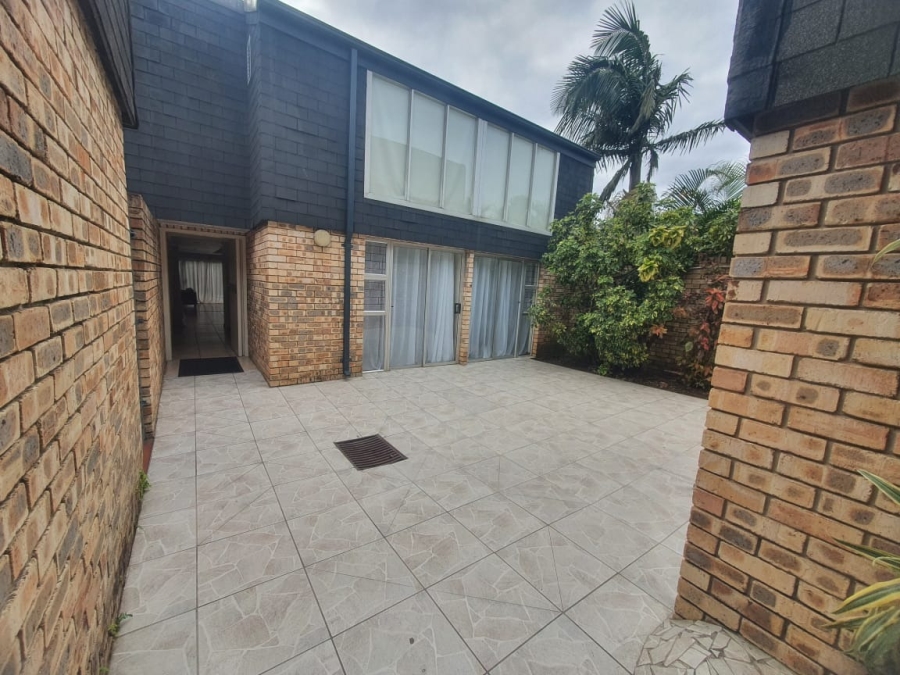 To Let 3 Bedroom Property for Rent in Vincent Eastern Cape